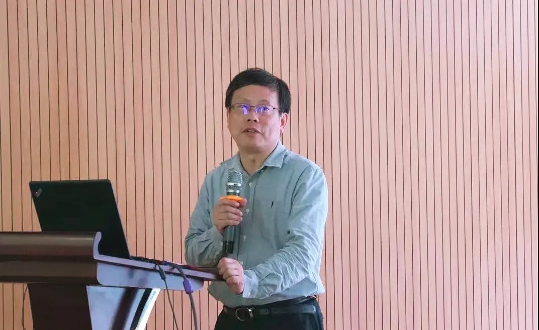 华中生受聘首位“浙江大学恒逸教授”！浙大管院携手恒逸即将开启...（最新发布）