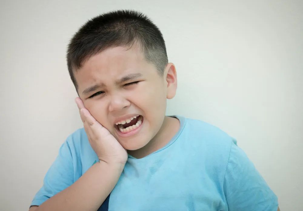 儿童牙痛怎么办?家中应急止痛方法有哪些?