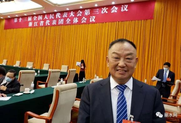 浙江元立金属制品集团有限公司 董事长,总经理叶新华, 作为第十三届图片