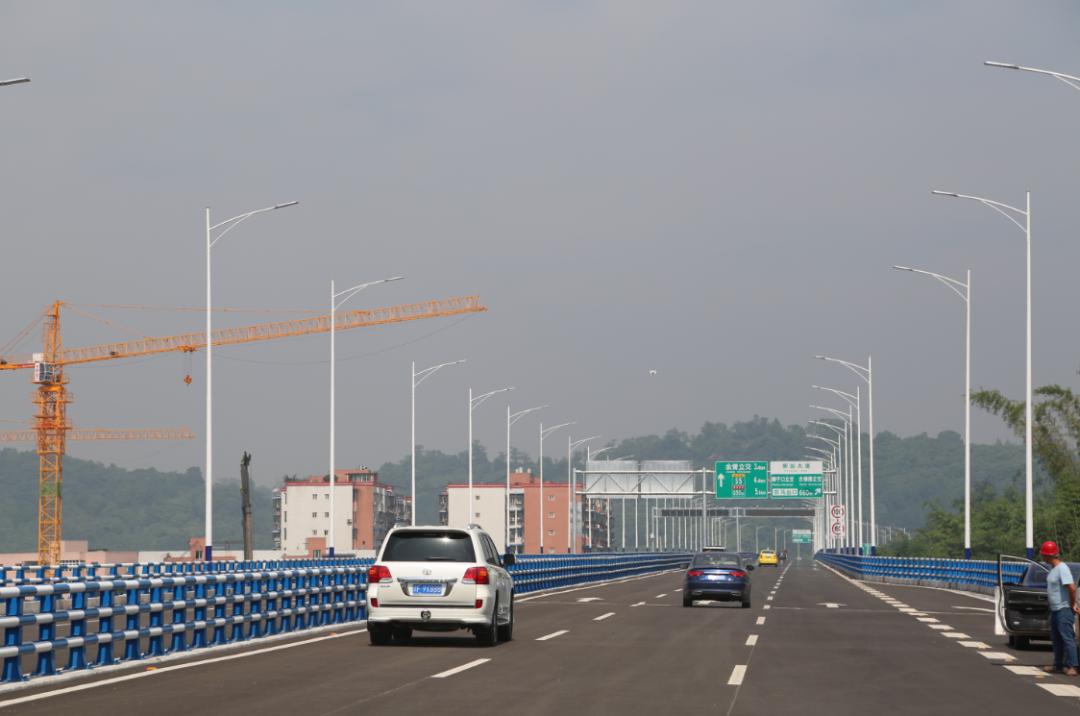 捷报频传!华岩隧道西延伸段主线正式通车,科学城交通建设再进一步