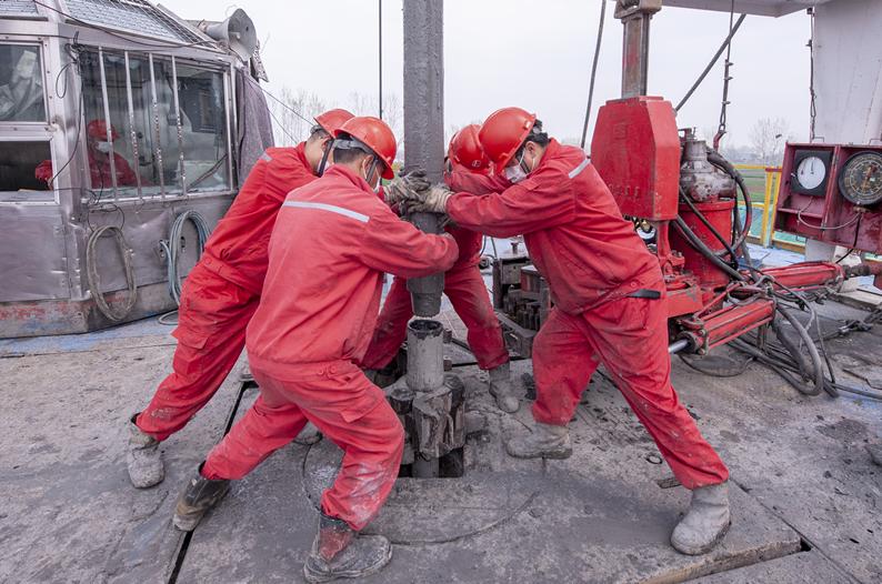 华北石油工程公司单月钻井进尺创近年来新高!