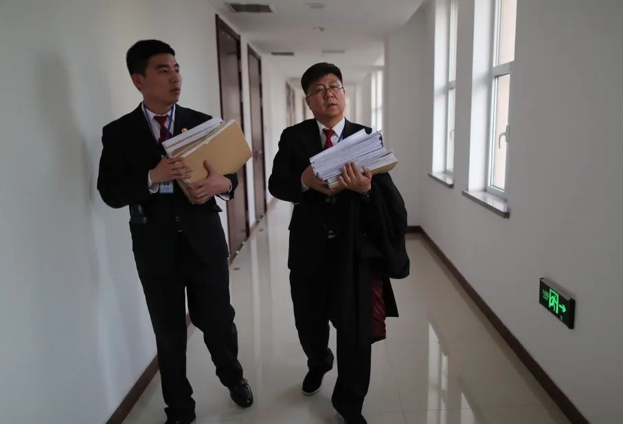 最美人民法官优秀法官候选人事迹展播二十一贺庆华