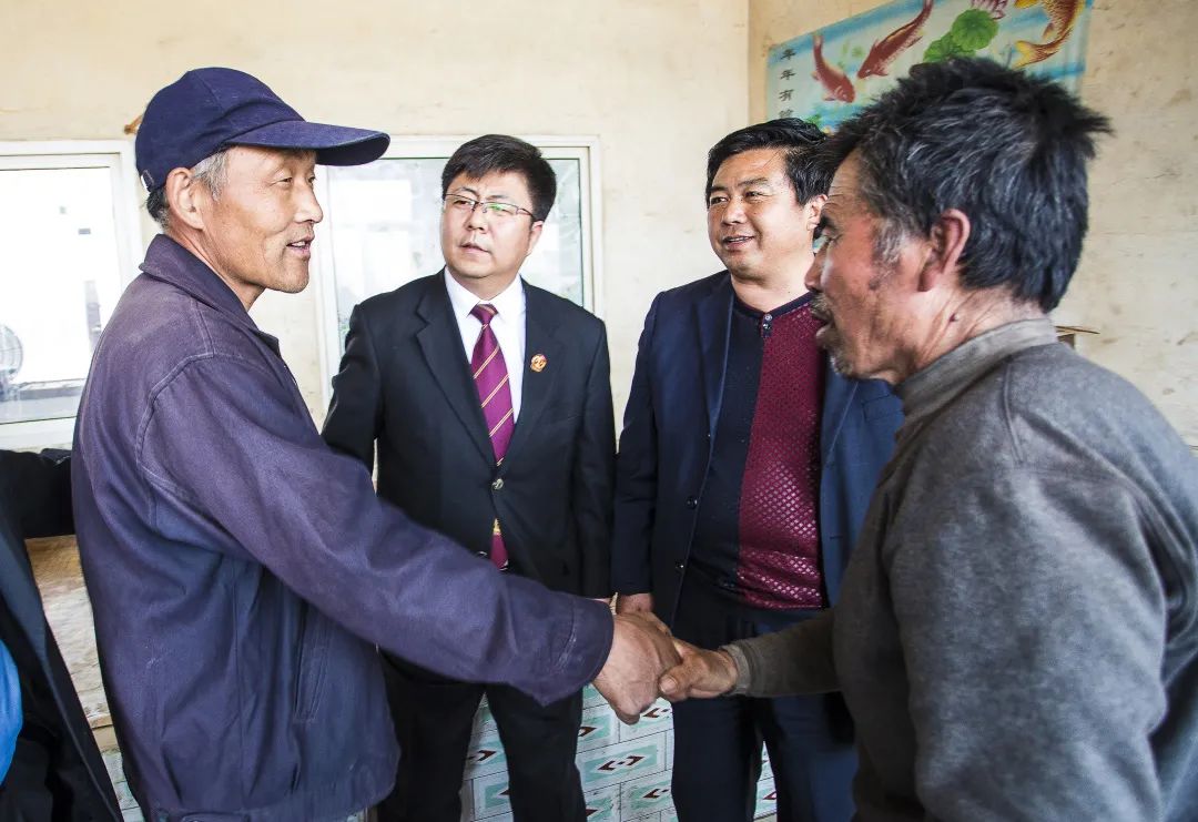 最美人民法官优秀法官候选人事迹展播二十一贺庆华