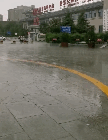 渭南大雨大风致1死1伤!陕西多地将迎大暴雨,西安发布防汛紧急通知(最新发布)