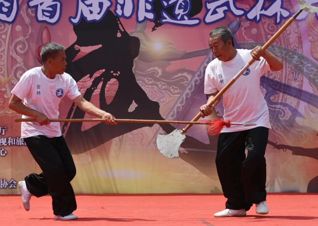 无极拳之无极刀.四人双翼太极对拳.程氏八卦掌八卦剑.尹氏八卦掌炮捶.