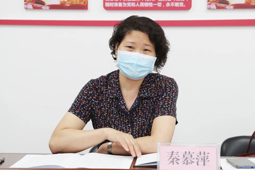 市法院党组书记,院长秦慕萍到东湖人民法庭视察调研工作