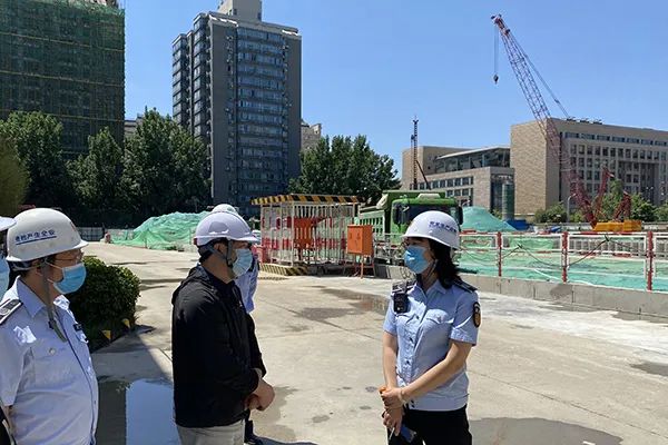 新时代应急人好样子丨史晓梅点亮城市街道的安全心灯