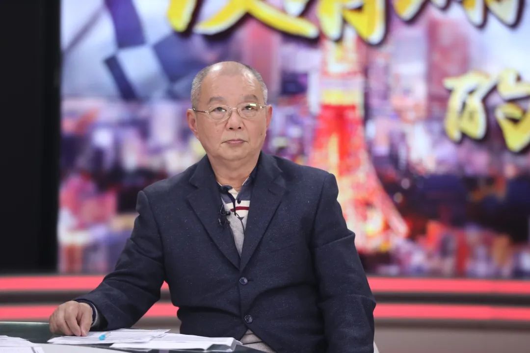 在这个好消息传来的第一时间,五星体育采访到了资深体育评论员段翔.