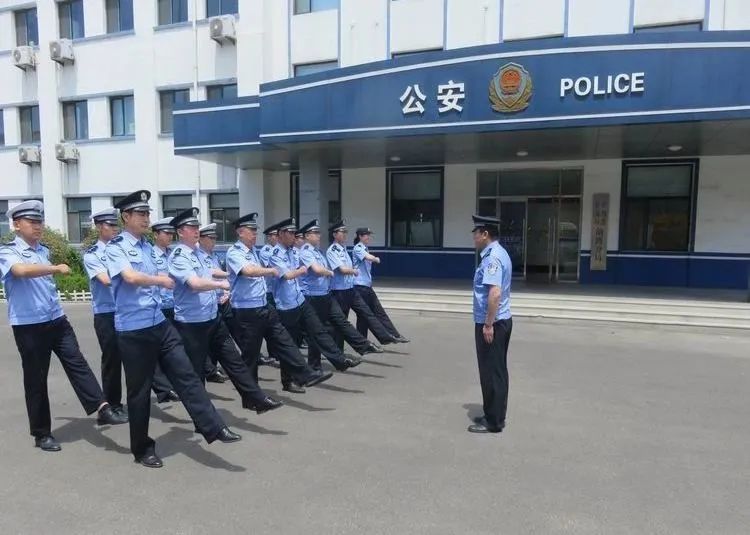 全警实战大练兵丨正警容 严警风 树形象 青岛市公安局