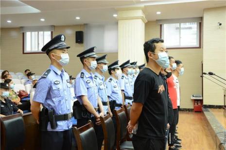 名山法院涉恶案件一审宣判17人