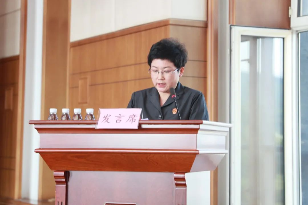 铁力市法院 党组书记,院长 王连勇