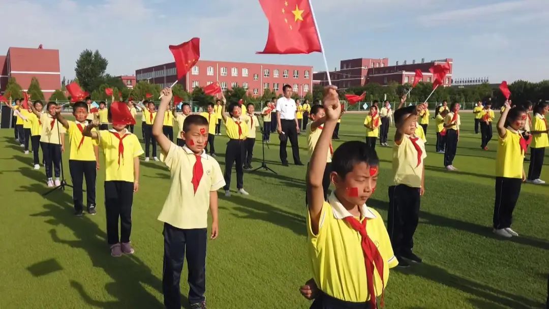 国旗下成长 主题活动激励中小学生树立远大志向 澎湃号政务 澎湃新闻 The Paper