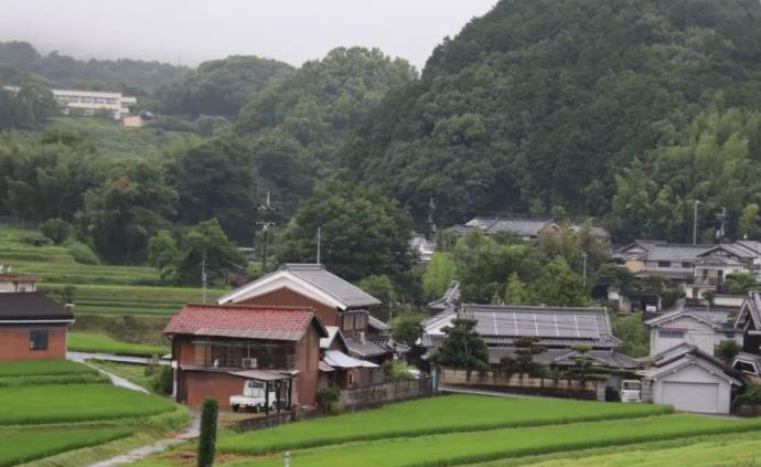 日本农村的房子为何比城里还漂亮