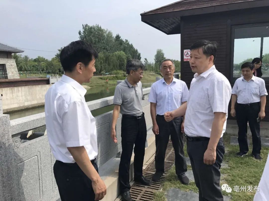 国祯排水公司,凤尾沟建安路闸,宋汤河亳菊路钢坝闸等地,听汇报,看现场