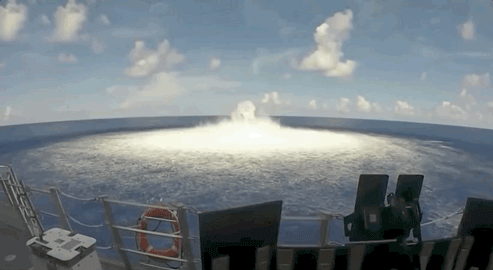 493_270gif 动态图 动图