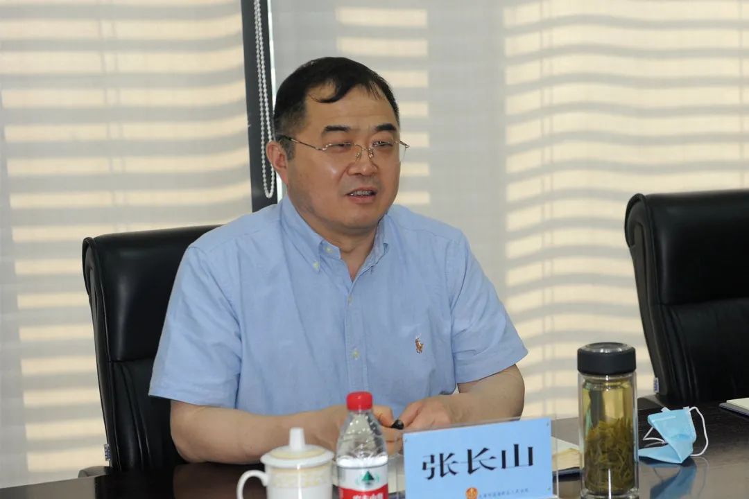 广西高院审委会专职委员梁炳扬带队调研天津自贸区法院工作