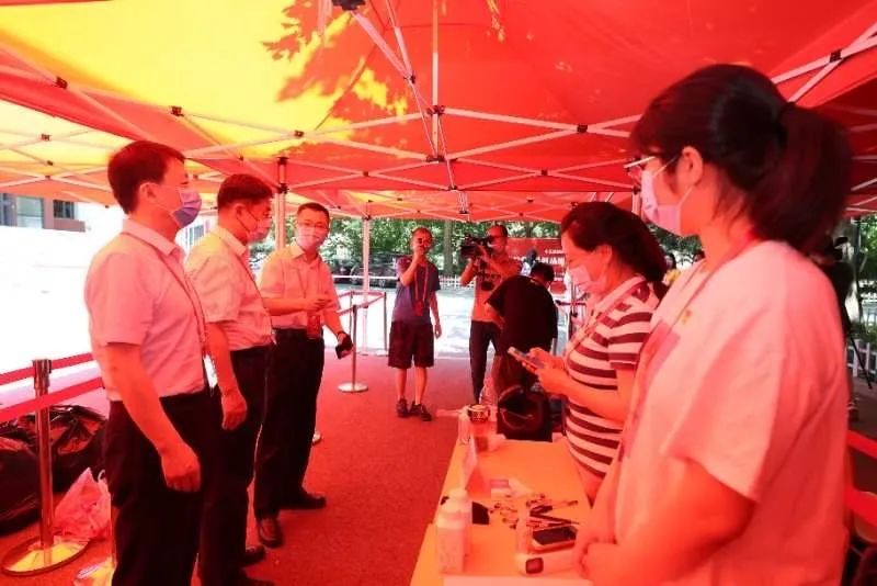 民商经济法学院：行李寄思念，温情暖校园（最新发布）