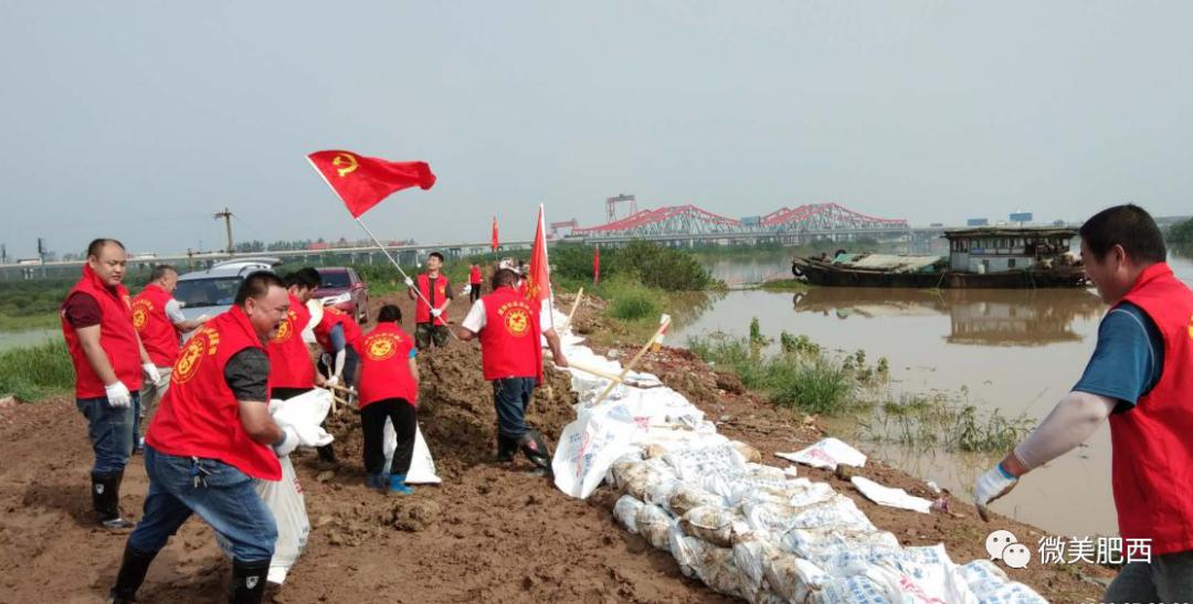 "别人的家正在遭遇洪水,我怎么能停下呢"96年出生的孙亚辰,是2019年新