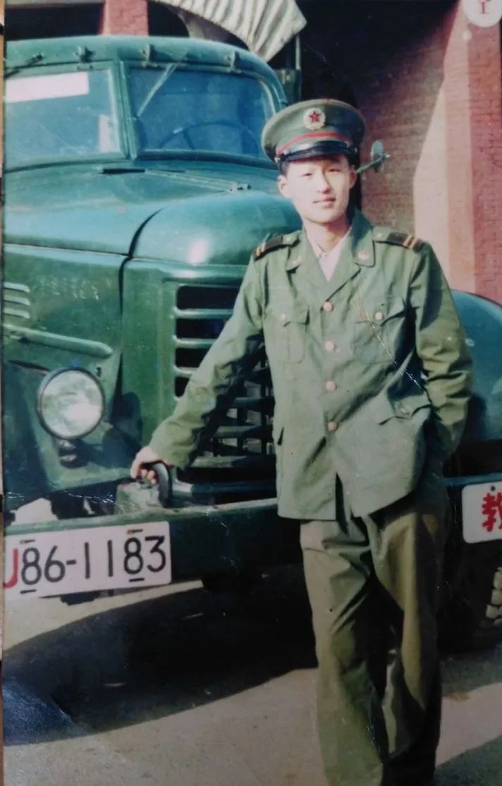 再重返军营 再看看当年穿军装的自己吧 1 @姜宜旭 陆军汽车兵 1990年