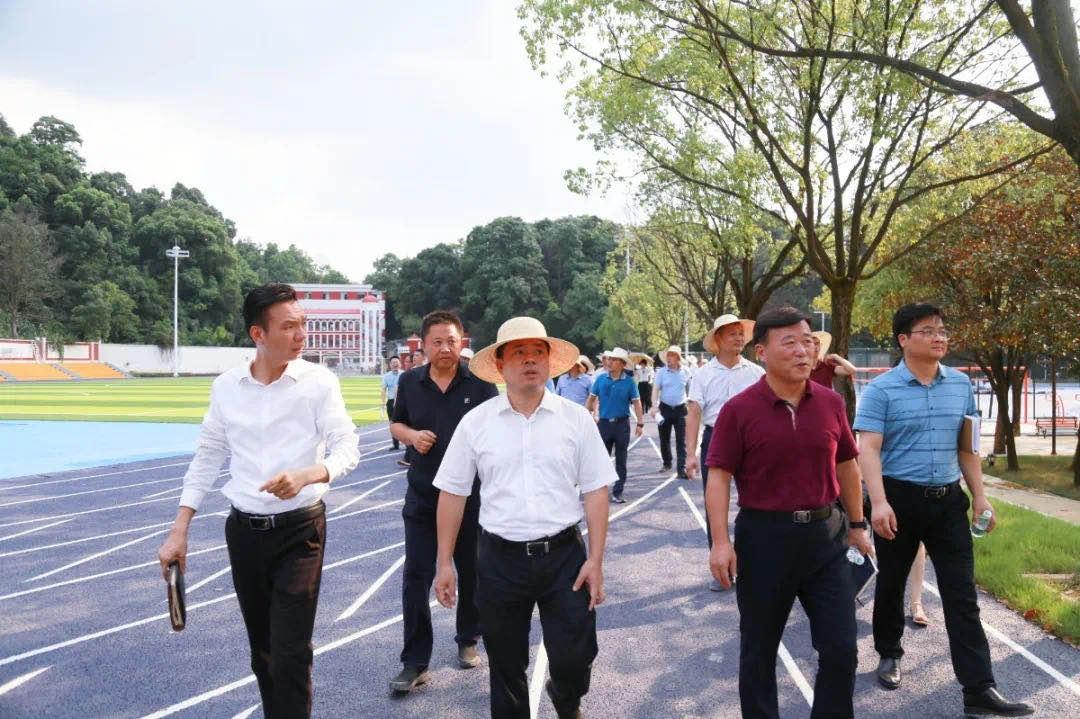 湾里管理局领导视察城区重大重点项目