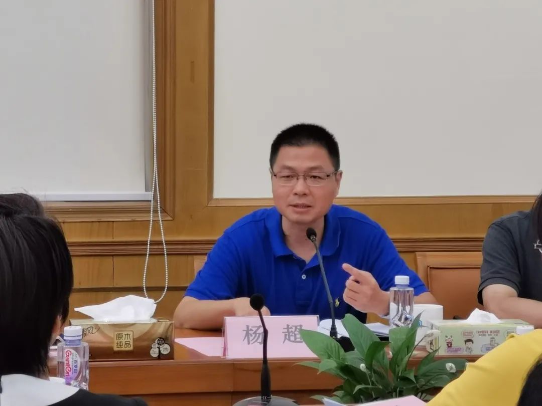 近日,上海市卫生健康委员会吴乾渝巡视员,基层卫生处杨超处长,上海市