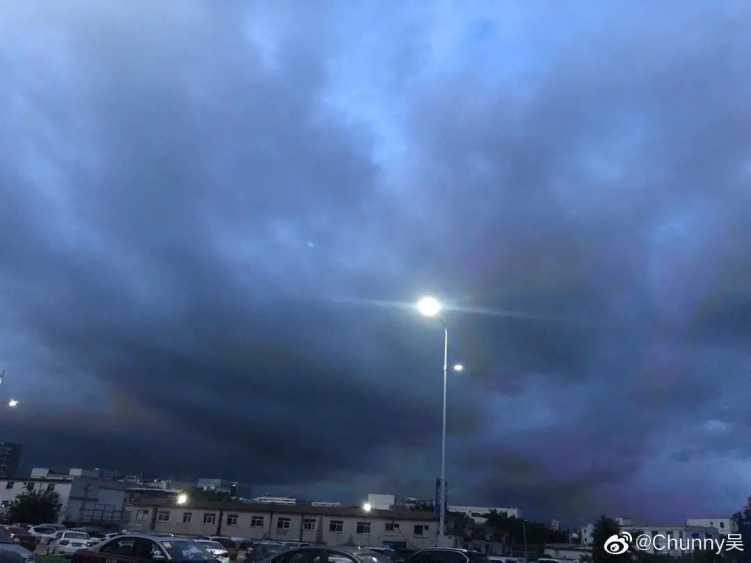 风雨雷特效齐上阵明天还有暴雨吗
