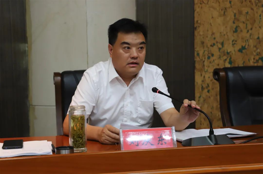刘庆东指出,今年以来,市委依法治市办和各协调小组按照市委全面依法治