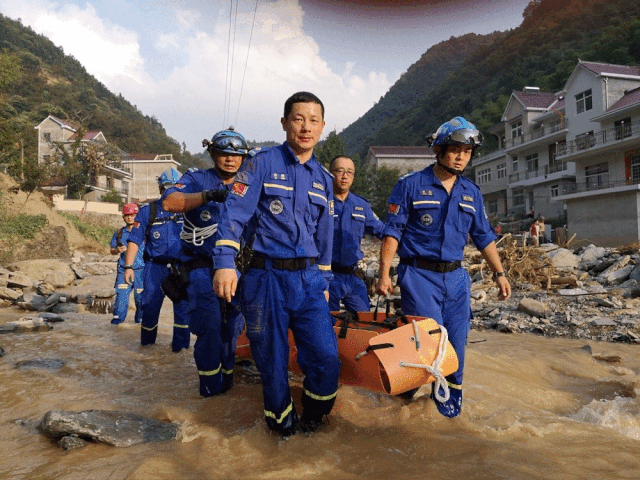 为他们的高光时刻点赞 活动详情 01 活动时间 2020年8月18日至8月22