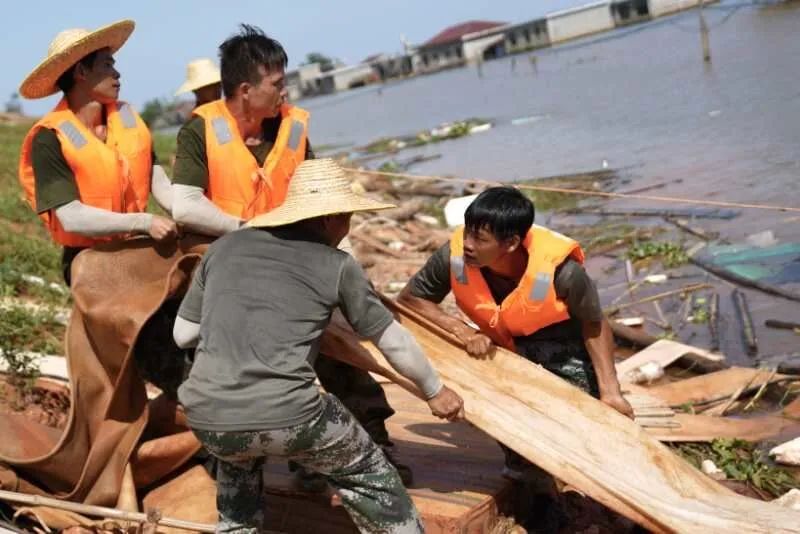 千里援赣手足情 走近广东支援江西抗洪抢险队（最新发布）
