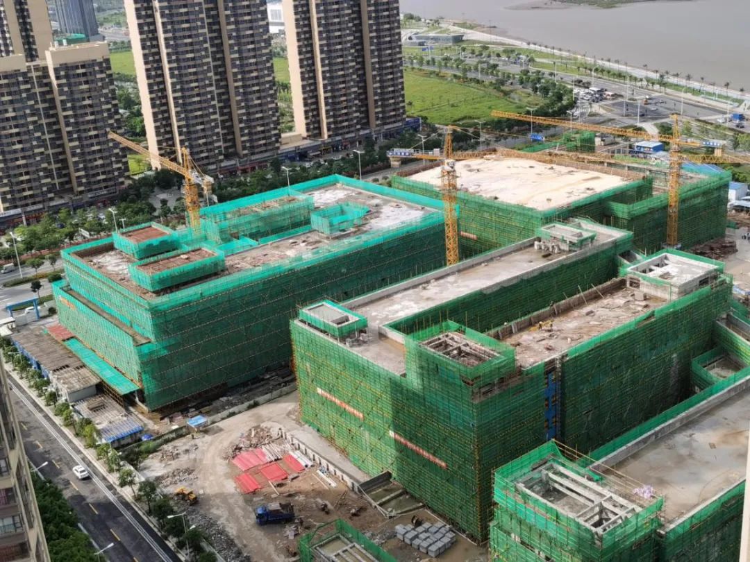 航空新城中学主体已封顶