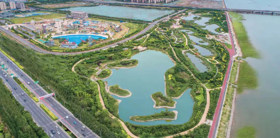 乐游天津 适合全家出行游玩 位于生态城南部的亲海主题公园 南堤滨海