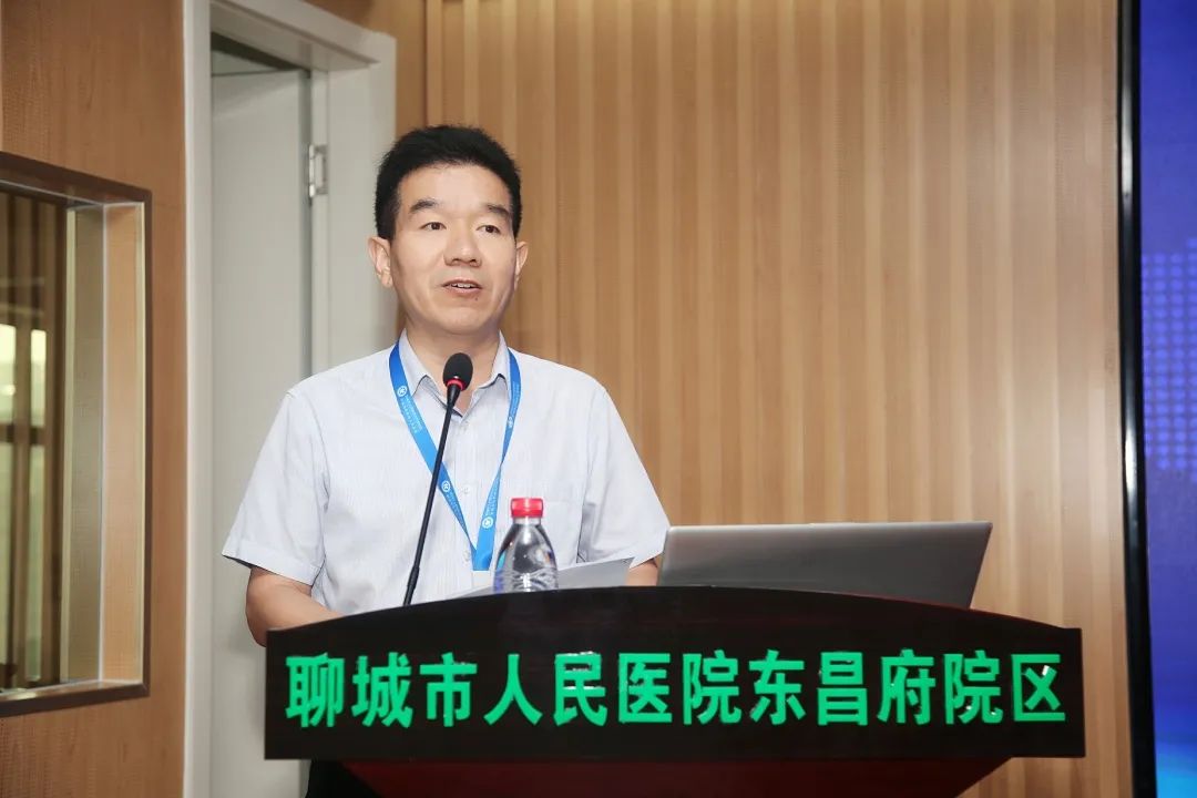 会议邀请山东大学齐鲁医院消化内科主任高艳景,山东大学齐鲁医院肝胆