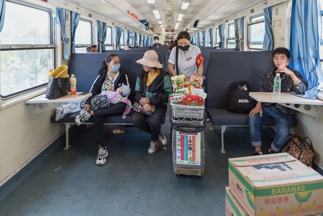 绿皮火车上的那些事