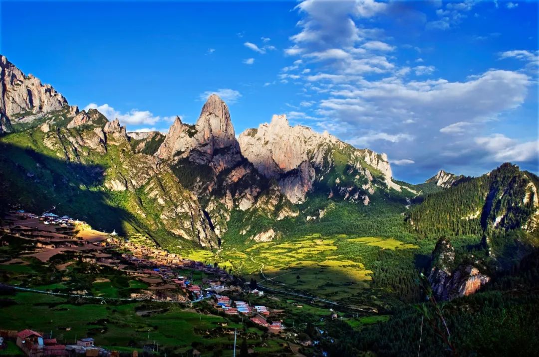 九月来了，是时候走遍甘肃这个色彩斑斓的梦幻仙境了！（最新发布）