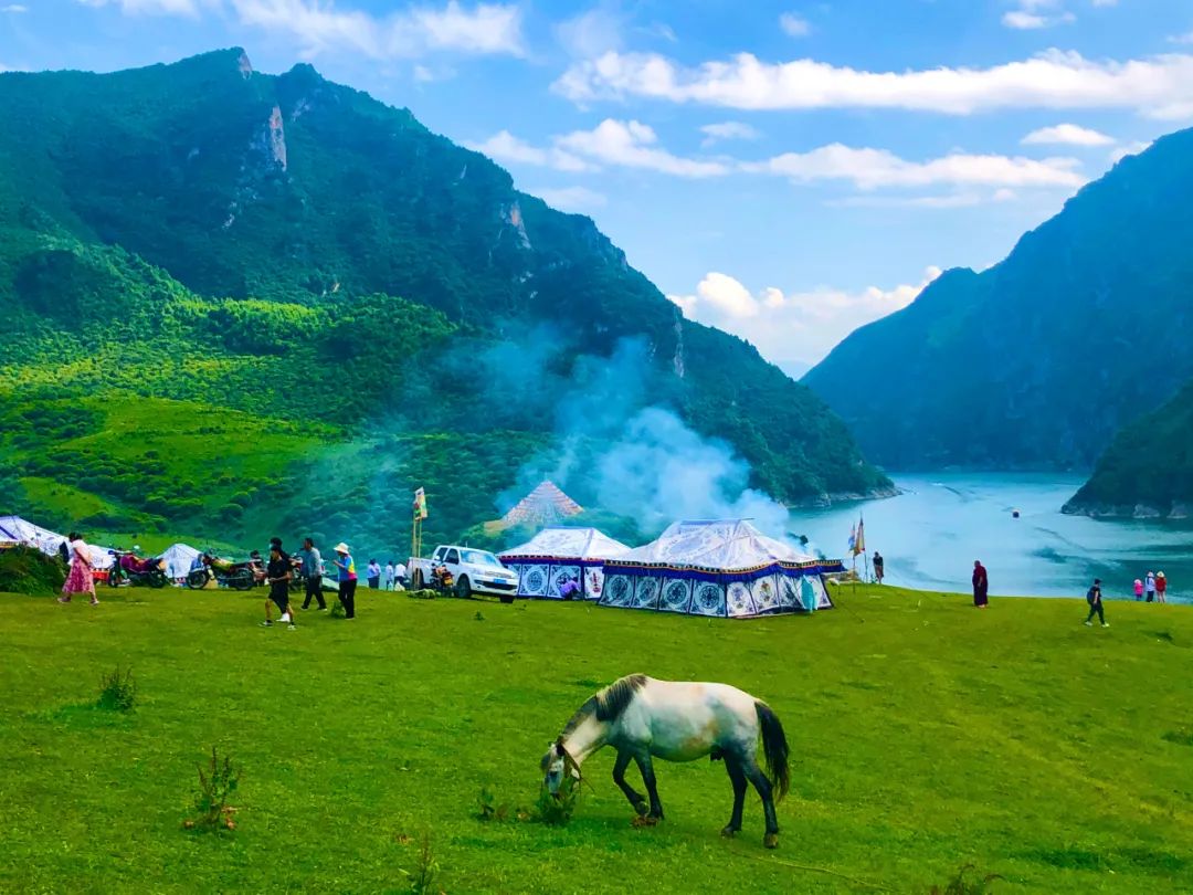 九月来了，是时候走遍甘肃这个色彩斑斓的梦幻仙境了！（最新发布）