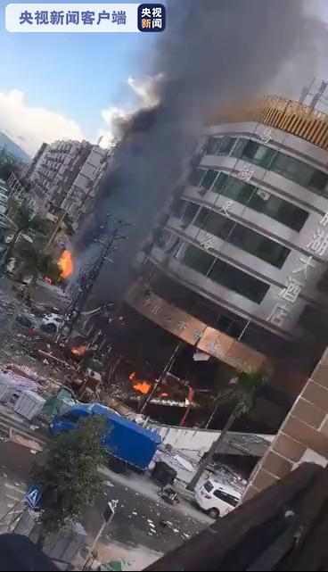 珠海：酒店突发爆炸群众围观时再次爆炸3人受伤