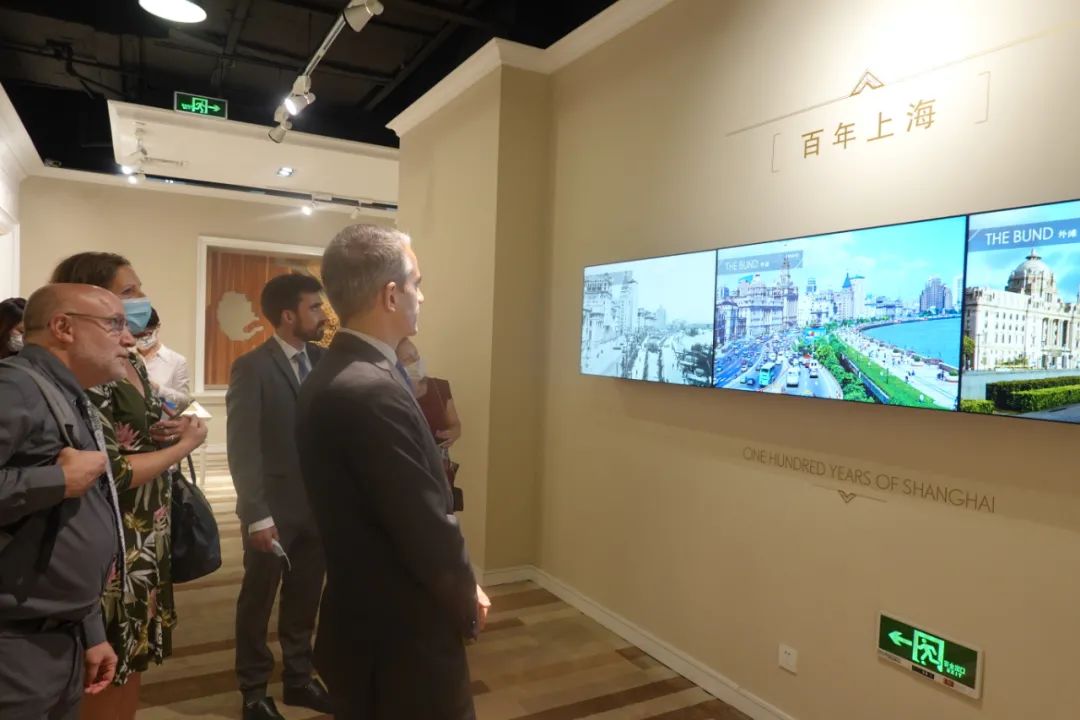 现场丨在沪外国居民走进上海市人大啦!(最新发布)