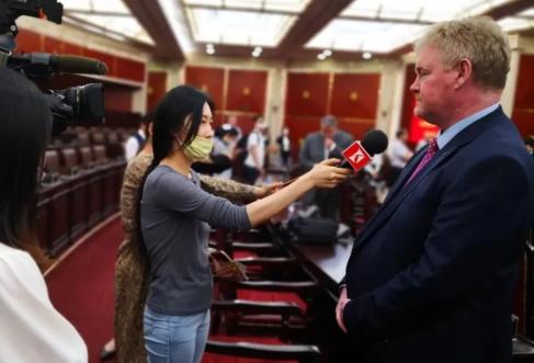 现场丨在沪外国居民走进上海市人大啦!(最新发布)