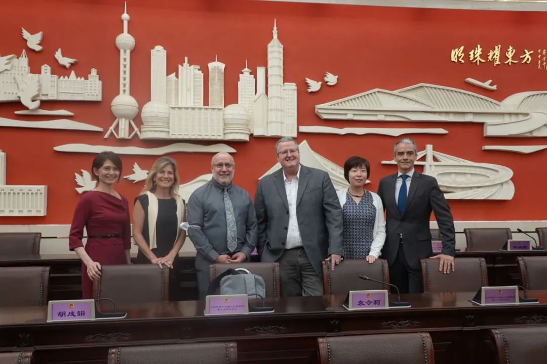 现场丨在沪外国居民走进上海市人大啦!(最新发布)