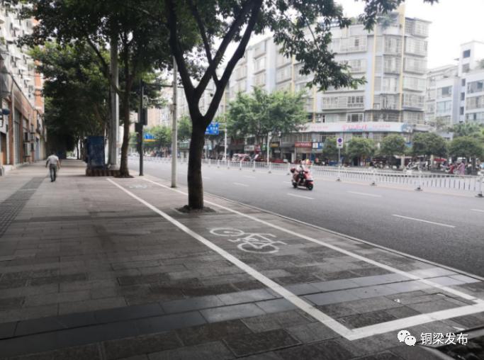 铜梁"拍了拍"你:10000个非机动车停车位"上岗"啦!