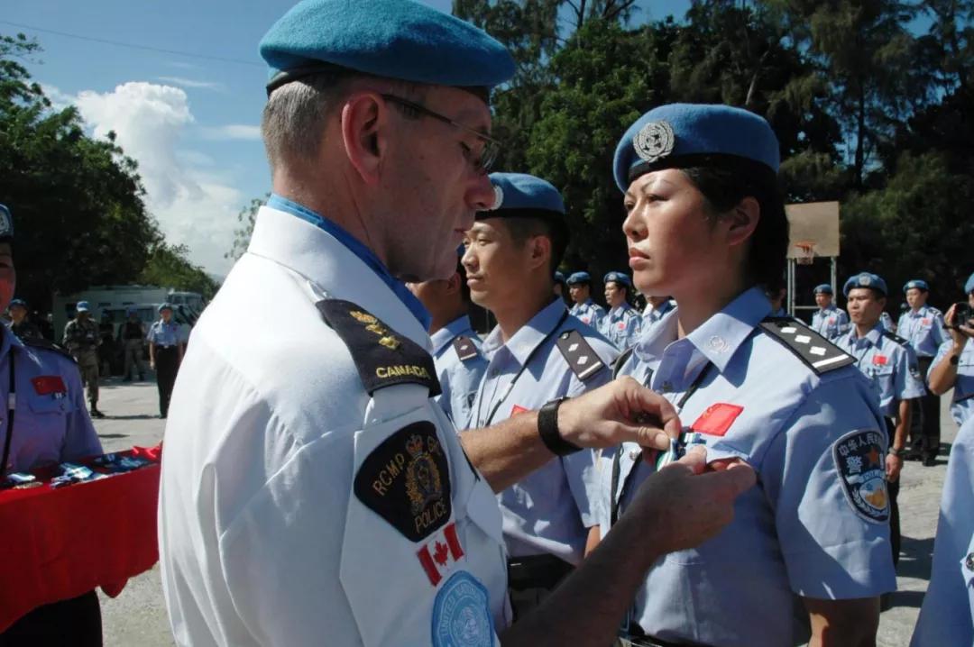 为了和平执甲出征20年,我们是中国维和警察!