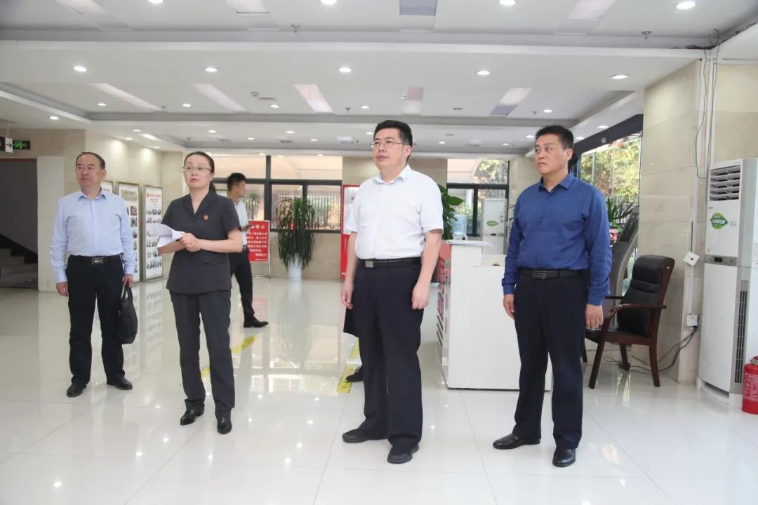 法院动态李宝君到南谯法院调研多元解纷和扫黑除恶工作