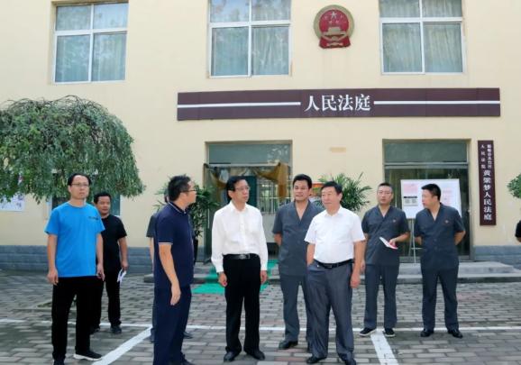 市中院院长戴景月一行到丛台区调研一委一庭三中心工作