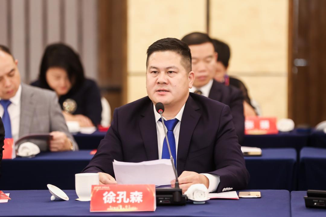 台州市侨商会副会长,中垭建设集团董事长 徐孔森