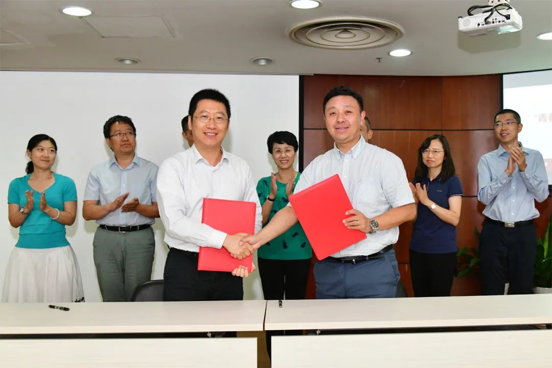 北大经济学院风险管理与保险学系“青春助学金”捐赠仪式举行(最新发布)