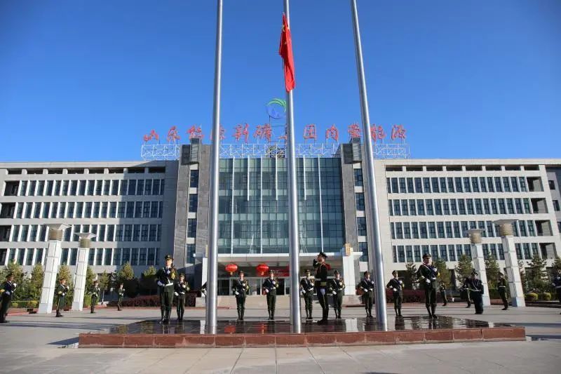 鄂托克前旗上海庙镇:精彩纷呈迎国庆