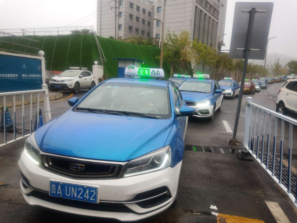 贵阳市市场监管局开展城区巡游出租车计价器专项监督检查