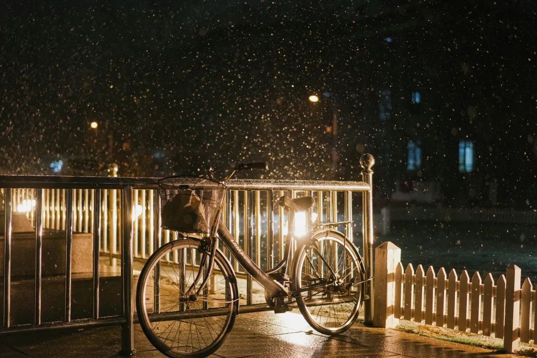 晚安故事 | 黑夜里温暖你的烛火