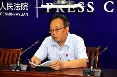 身边的榜样丨只为法徽闪耀—追记法官王海斌的不悔人生