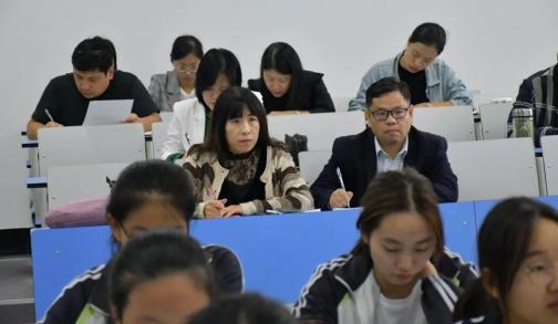 衢州民盟名师来新安江中学开展送教活动